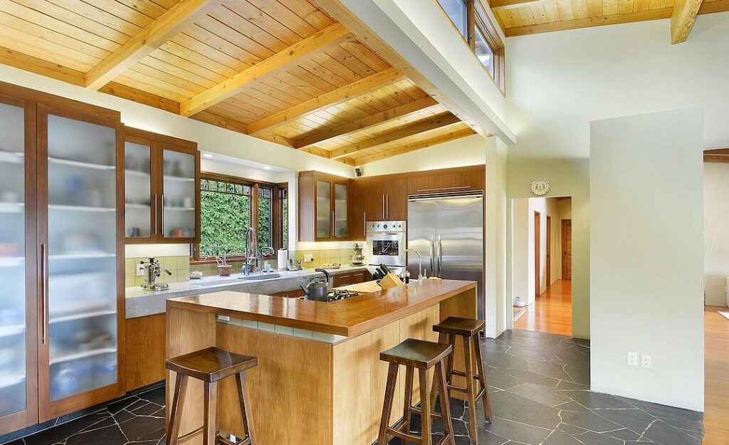 Rumah Mewah Chris Martin Band Coldplay